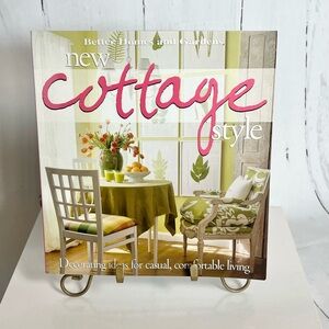 Better Homes and Gardens New Cottage Style: Decorating Ideas Paperback Book